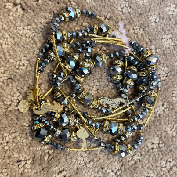 7 piece bracelet with silver - Picture 1 of 1